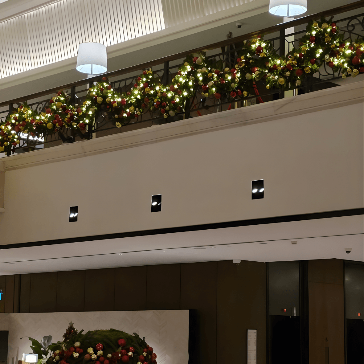 Indoor Festive Portal & Photo Zone